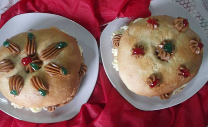 rosca rellena con dulce de leche: rosca de pascua